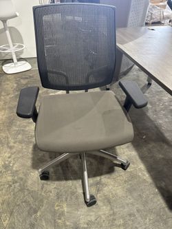 Task Chairs