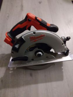 Milwaukee 7 1/4