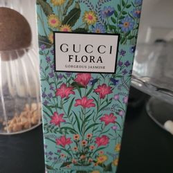 Gucci Flora 