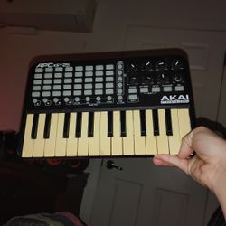 Akai Professional 