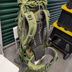 REI Internal Frame Backpack XT85