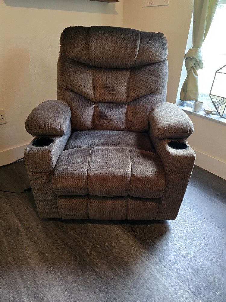 Lifting Recliner