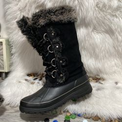 Khombu Arctic size 8 faux fur black winter boots