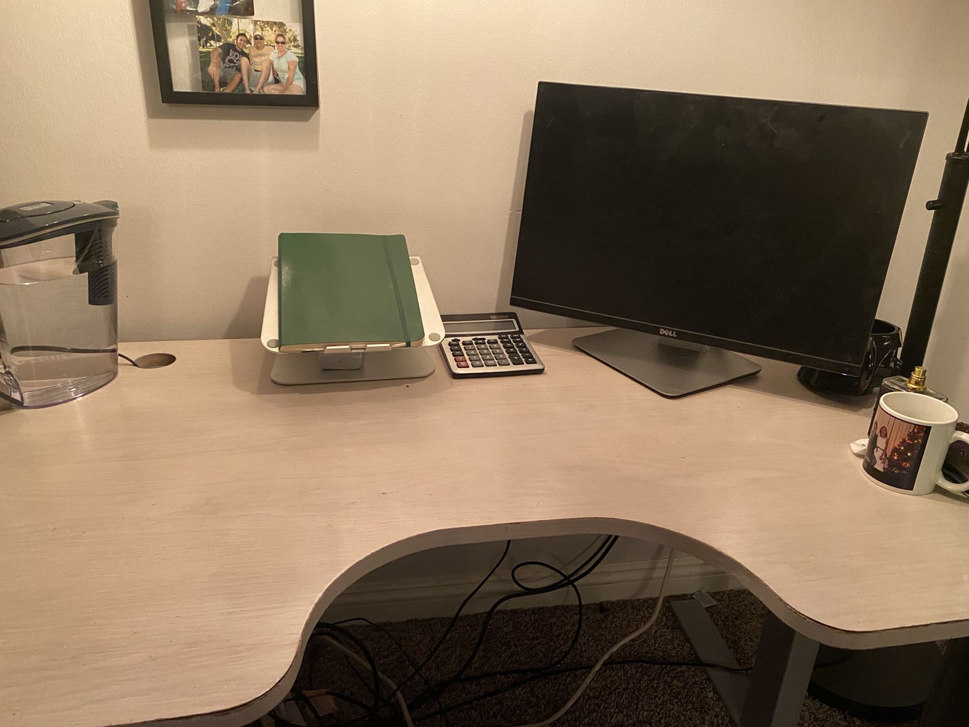 Autonomous Smart Desk ZB3 - 53’x30’ - $200 ($600 Retail)