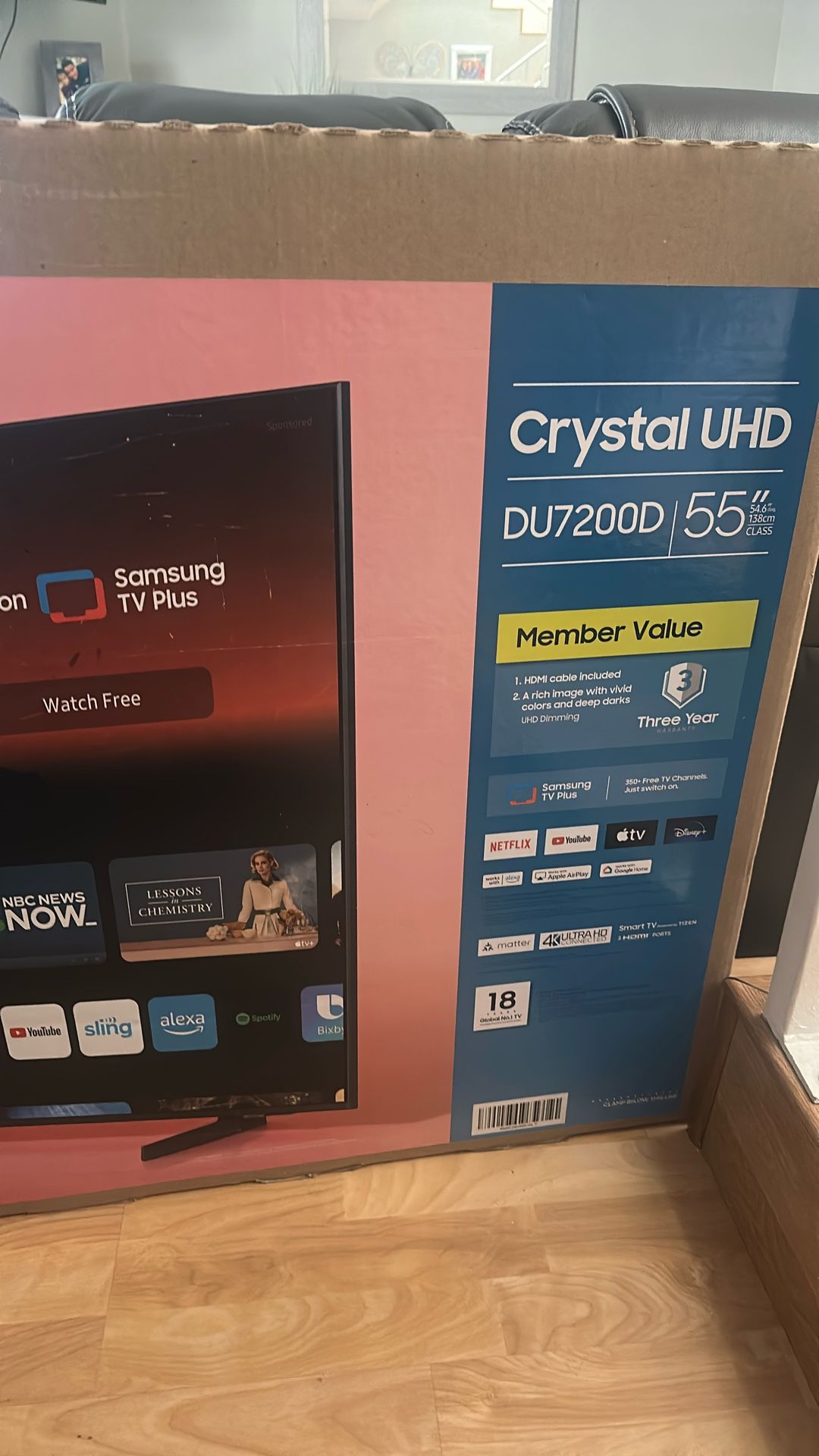 Samsung 55” Smart tv  Crystal UHD Du7200 