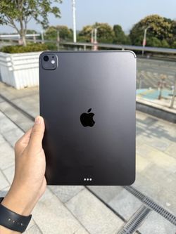 iPad Pro 11 inch M4 256gb & Cellular