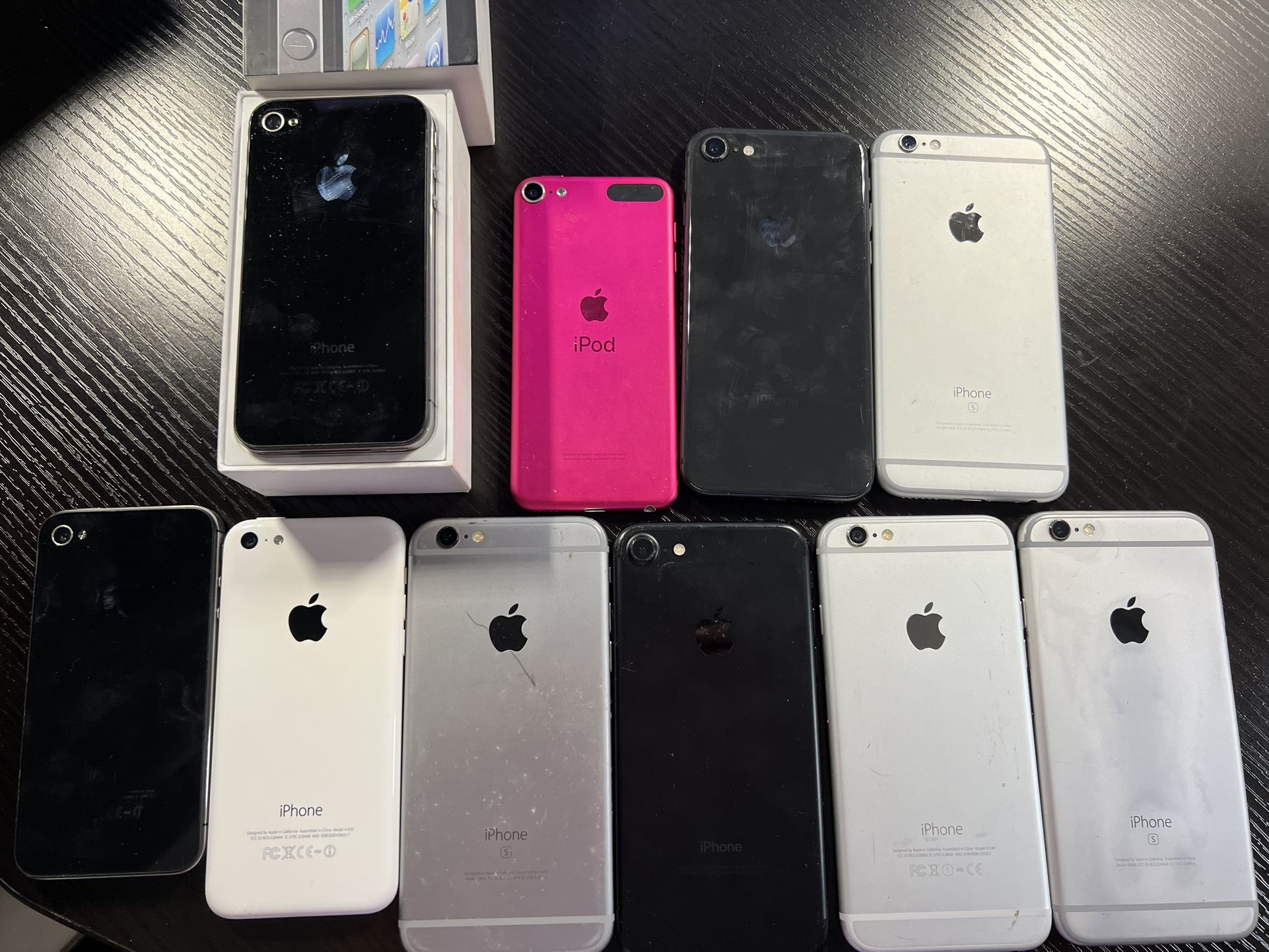 Lot Of Apple iPhone Smartphones Unlocked
