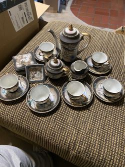 Vintage Japanese 20 Piece Porcelain Moriage Blue Eyed Dragon Ware Tea Set