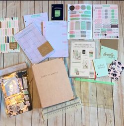 NWT “ Keep It Simple” Daily Planner