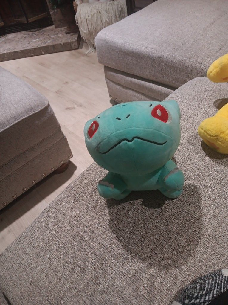 POKÉMON PLUSHY