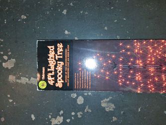 4ft Lighted Halloween Spooky Tree