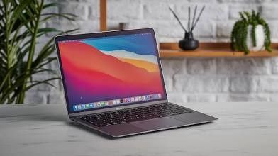 Apple MacBook Air M1 Laptop