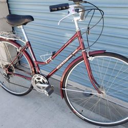 SCHWINN HYBRID BIKE 7 SPEEDS TIRE 700C SIZE L 