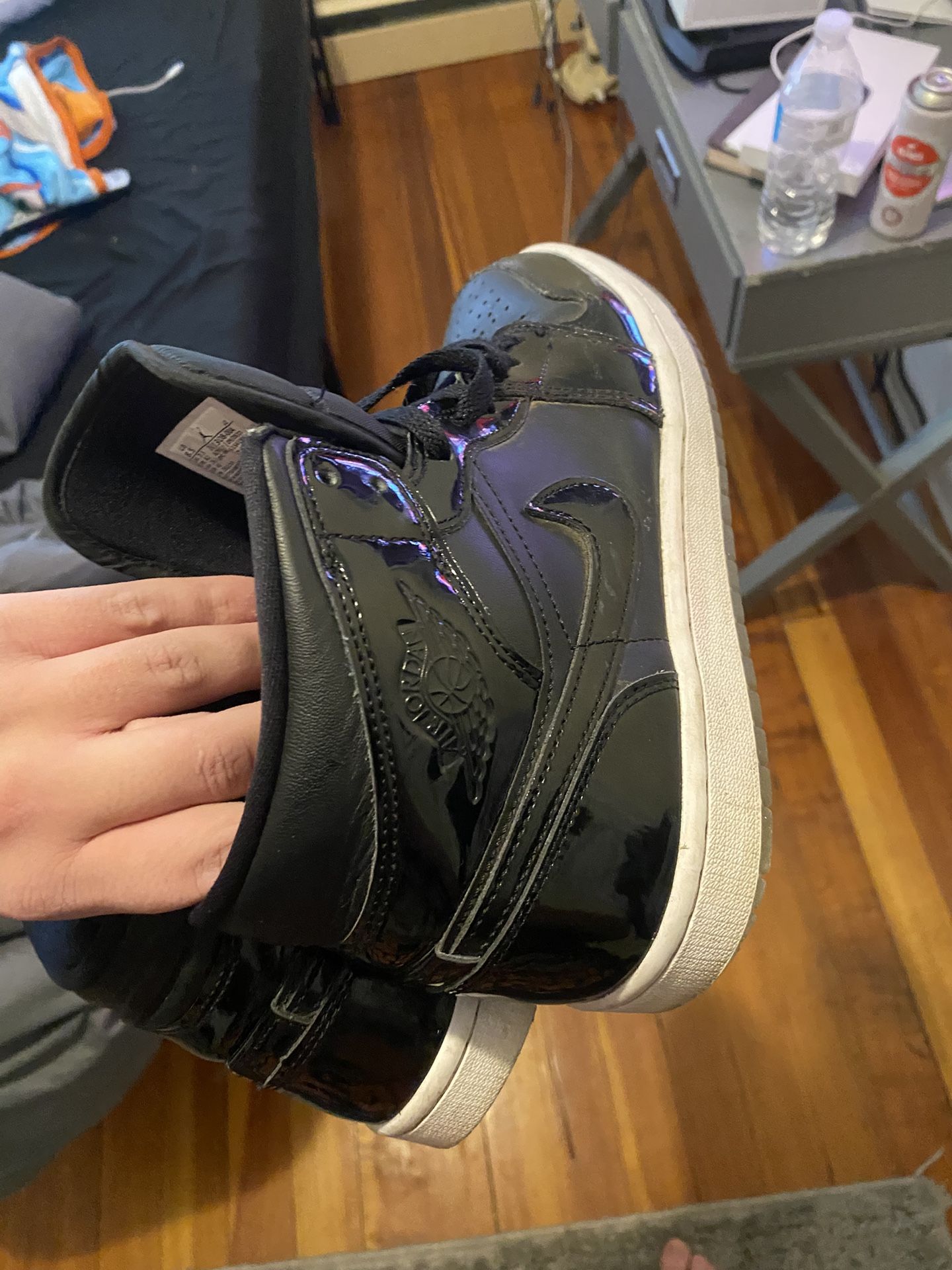 Jordan 1 Space Jam Mid