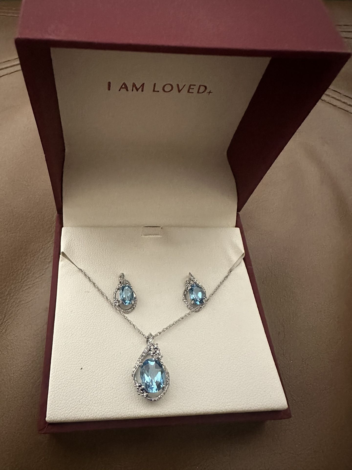 Helzberg Diamonds Set