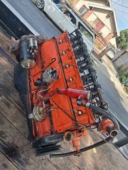 CLEAN CHEVY 235 !! 675$