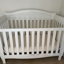 Delta Children Lancaster 4-in-1 Convertible Crib And Premier Mattress, Toddler Guardrail