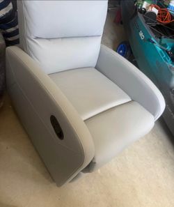 Recliner chair (grey)