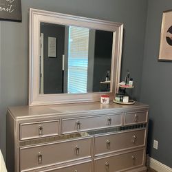 Dresser + Bedside Dresser 