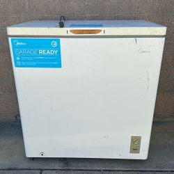 Midea Freezer Chest