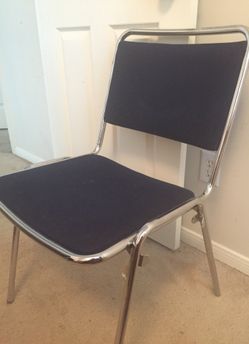 Smaller cushioned chairs (5)