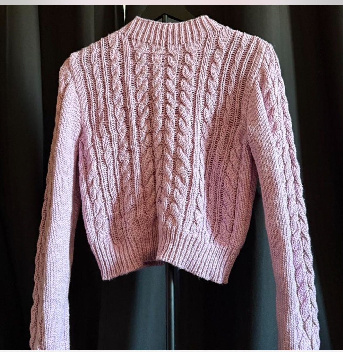Pinked Cropped Cable Knit Sweater Size M