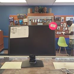 24" Dell IPS Monitor 