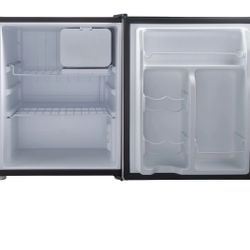 Galanz 2.7 Cu ft One Door Mini Fridge, Stainless Steel Look, New, Width 19.1"