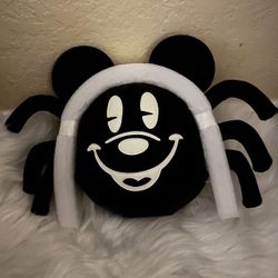 mickey spider Loungefly