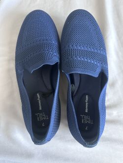 Brand New! Never Worn! Size 7. Time and Tru Women's Knit Loafers