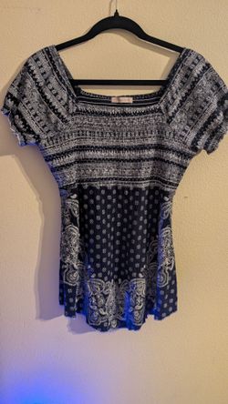 Women size large blouse