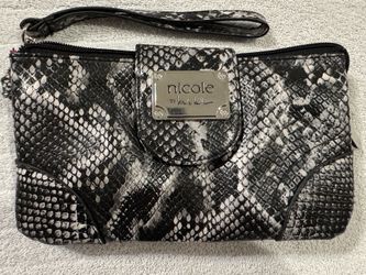 New Nicole Miller Croco Black & White Purse/Clutch – $35