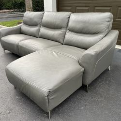 Couch/Sofa Sectional - Leather - Recliner - Delivery Available 🚛
