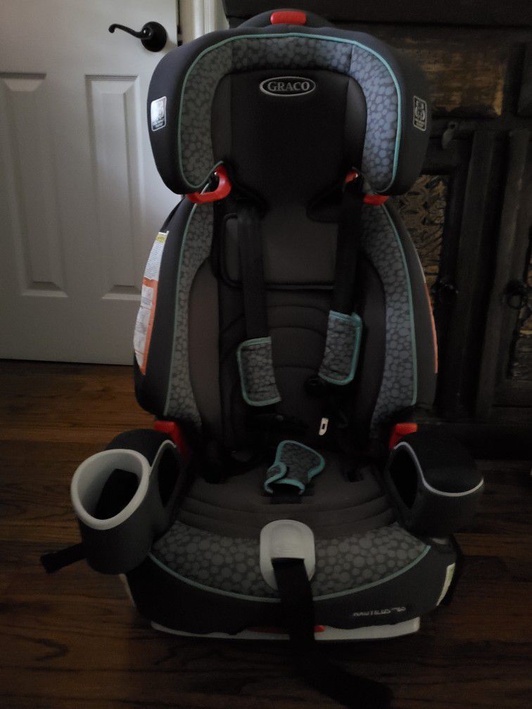 Graco 3-in-1 Harness Booster Car Seat