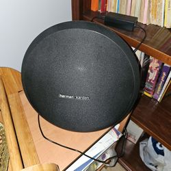 Harmon Kardon ONYX STUDIO3 Bluetooth Speaker