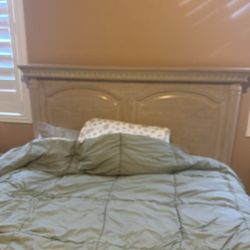 Fullsize Bed Frame And Mattress 