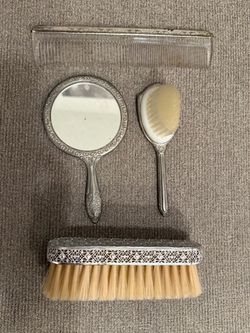 Vintage-Style Silver-Tone Vanity Set ā 4 Pieces