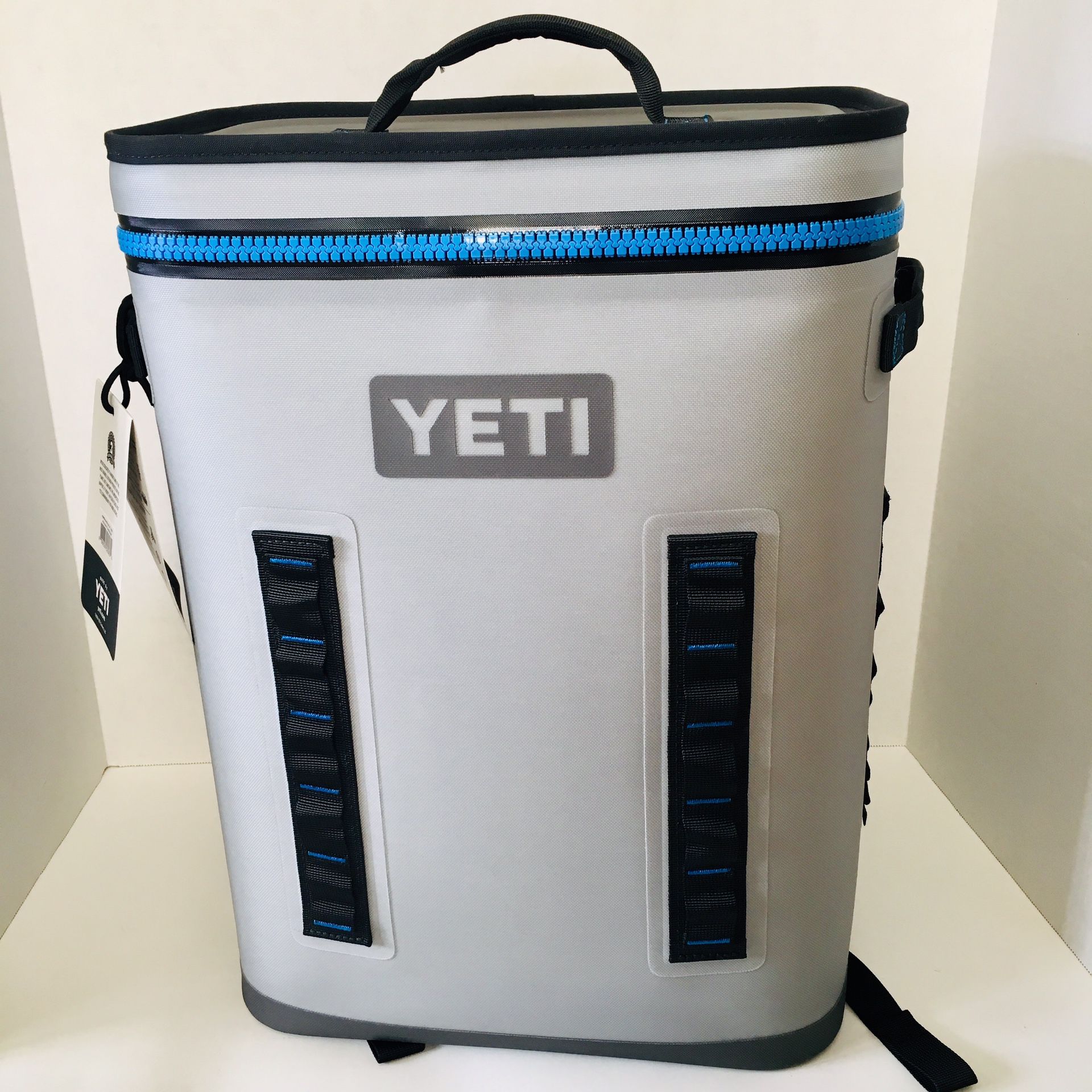 Yeti Hopper Backflip 24 Backpack Cooler for Sale in Lakeland, FL - OfferUp