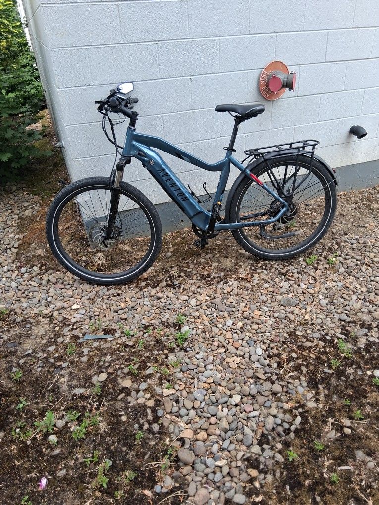 Aventon Level 2 E Bike.