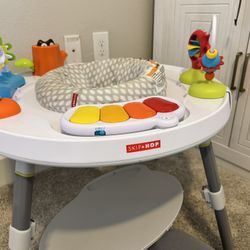 Skip Hip Hop Baby Activity Center 