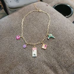 Makeup Necklace 