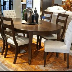 Adinton Reddish Brown Dining Room Set 📍 Table and Chairs
