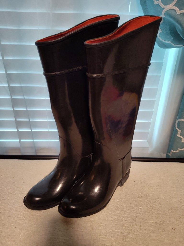 Women Size 7 Rain Boots