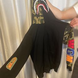Bape Hoodie Men’s Medium 