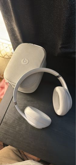 Beats Studio Pro