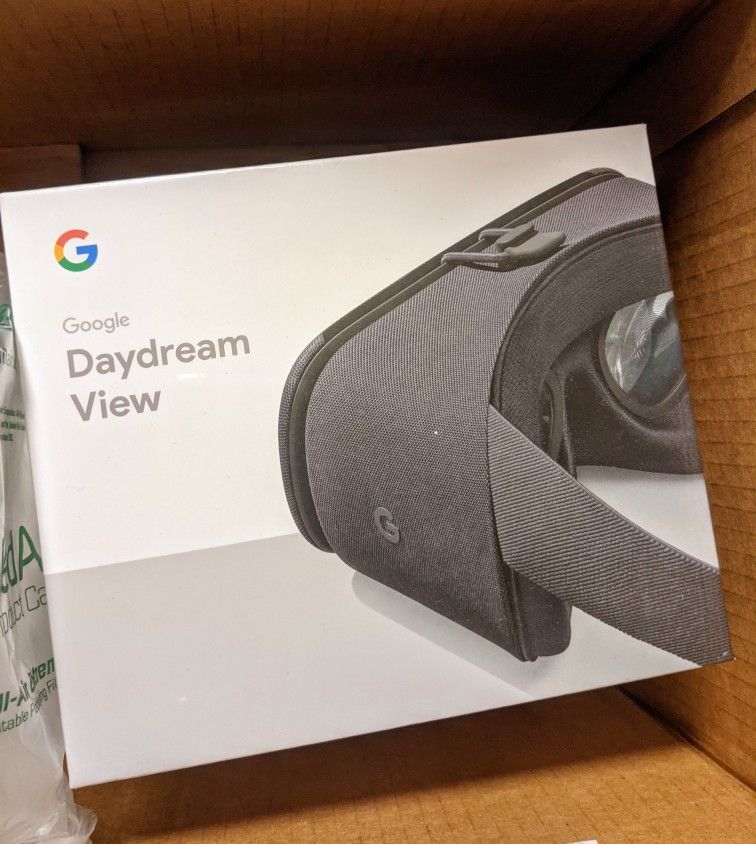 Google Daydream View 2nd Gen VR Headset NEW