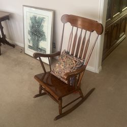 Polished Wooden Rocking Chair. Excellent Condition 
