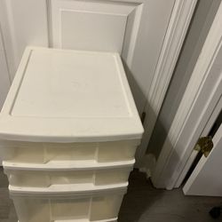 Storage Drawer With Wheels 
