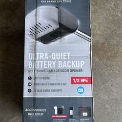 NEW Genie Ultra Quiet Garage Door Opener 1/2hp  With Battery Backup 