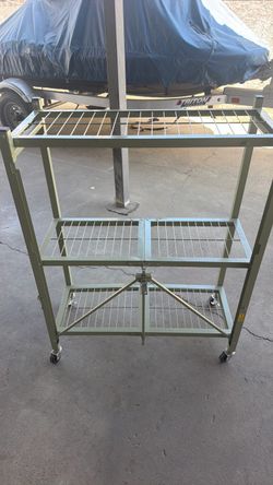 Foldable metal shelfs